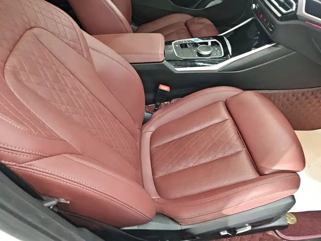BMW i3 2024 eDrive 35 L купить на сайте DeffCars