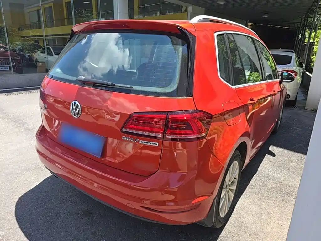 Golf Sportsvan 2016 230TSI automatic aggressive type купить на сайте DeffCars