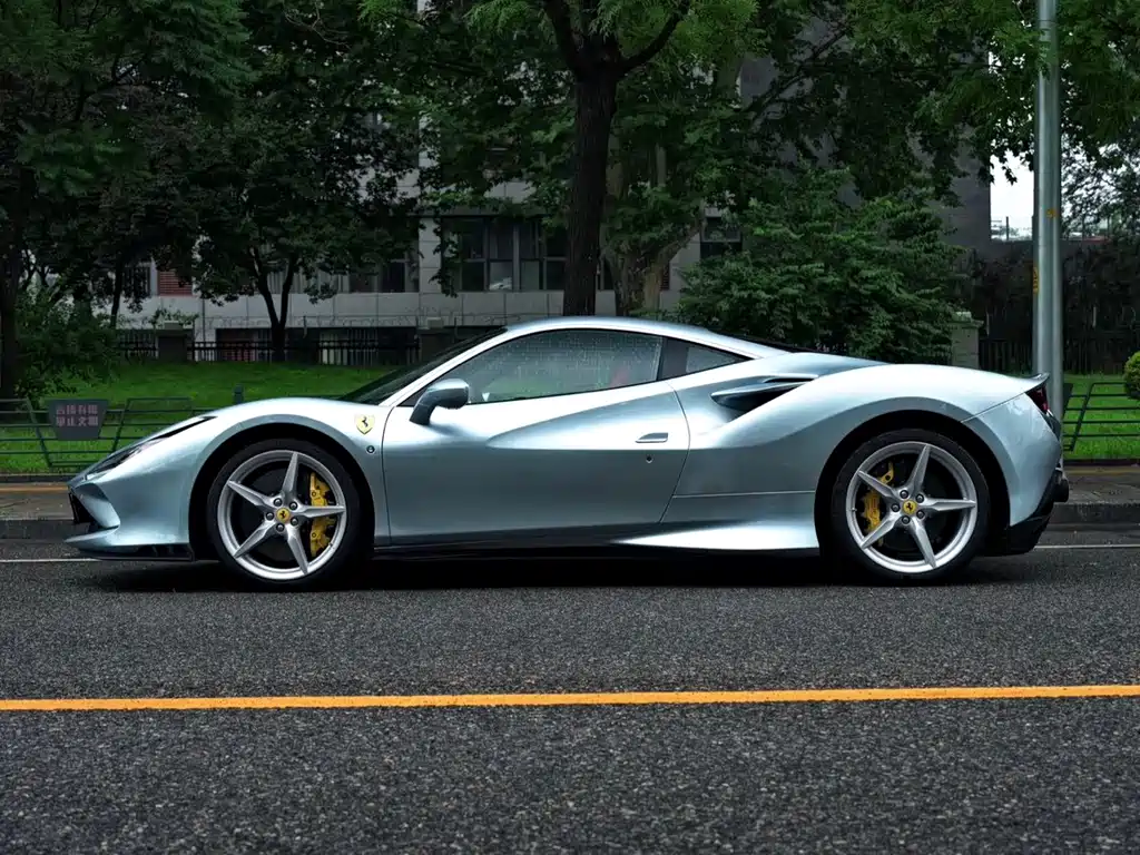 Ferrari F8 2019 Tributo 3.9T V8 купить на сайте DeffCars