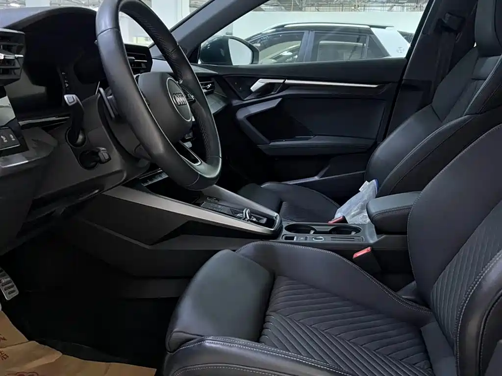 Audi A3 2023 Sportback 35 TFSI Fashionable and Elegant купить на сайте DeffCars