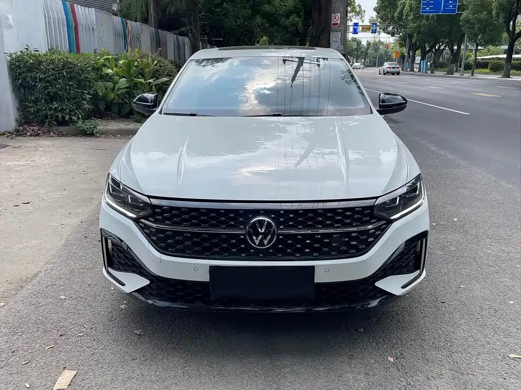 Lavida 2024 300TSI DSG Starry Sky Leading Edition купить на сайте DeffCars