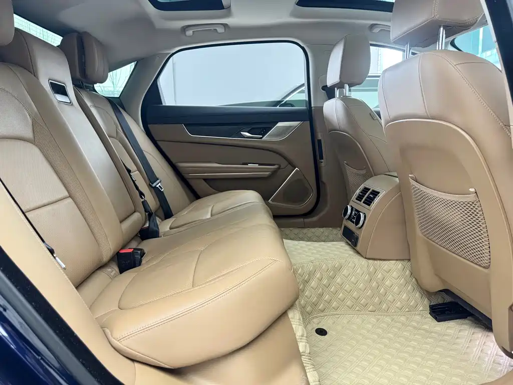 Jaguar XFL 2022 XFL 2.0T P250 two-wheel drive exclusive luxury version купить на сайте DeffCars