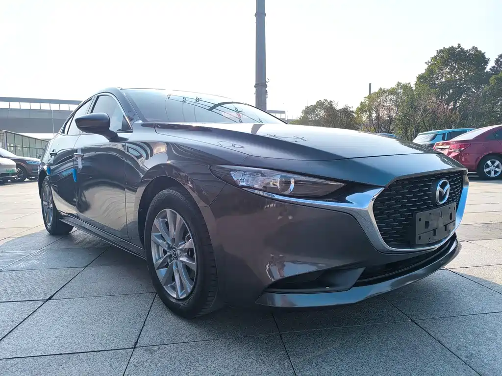 Mazda3 Angkesela 2020 1.5L automatic quality sunroof version купить на сайте DeffCars