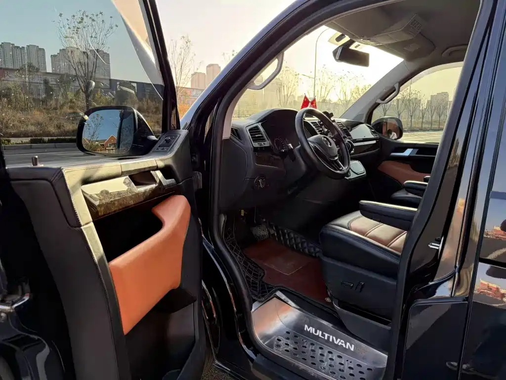 Metroway 2017 2.0TSI two-wheel drive luxury version 7 seats купить на сайте DeffCars