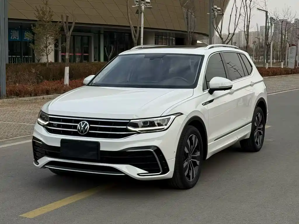 Tiguan L 2022 330TSI automatic two-wheel drive R-Line version купить на сайте DeffCars