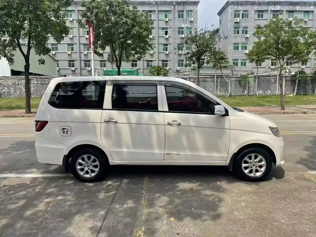 Lotto 2015 1.2L comfort model купить на сайте DeffCars