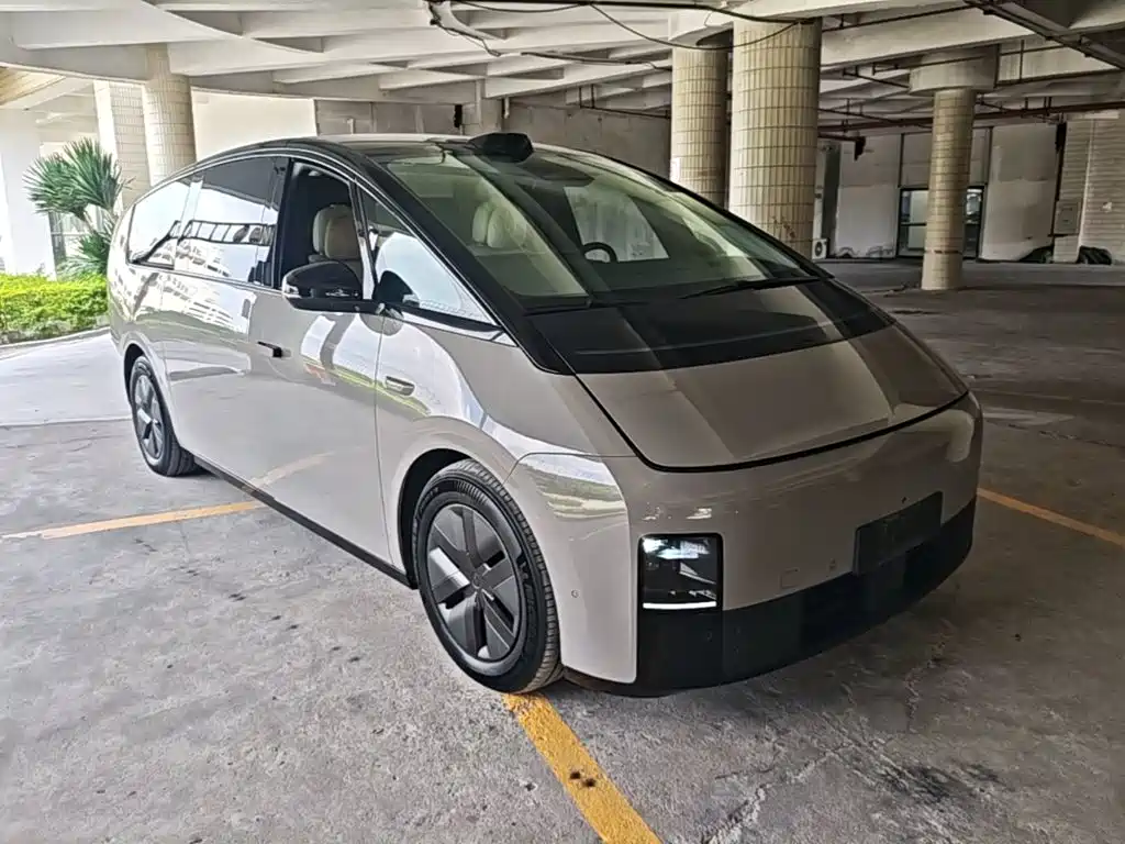 Ideal MEGA 2024 Ultra купить на сайте DeffCars