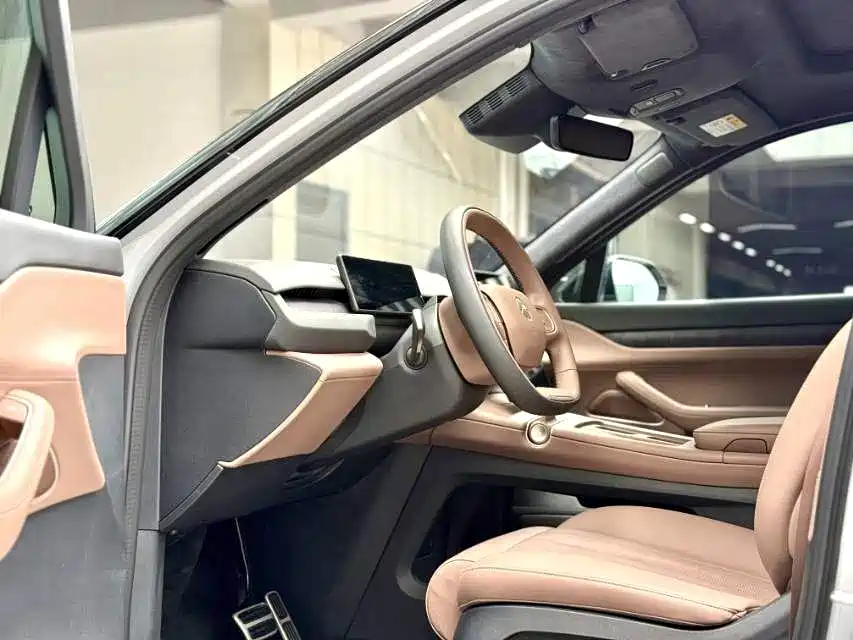 NIO ES8 2023 model 100kWh купить на сайте DeffCars