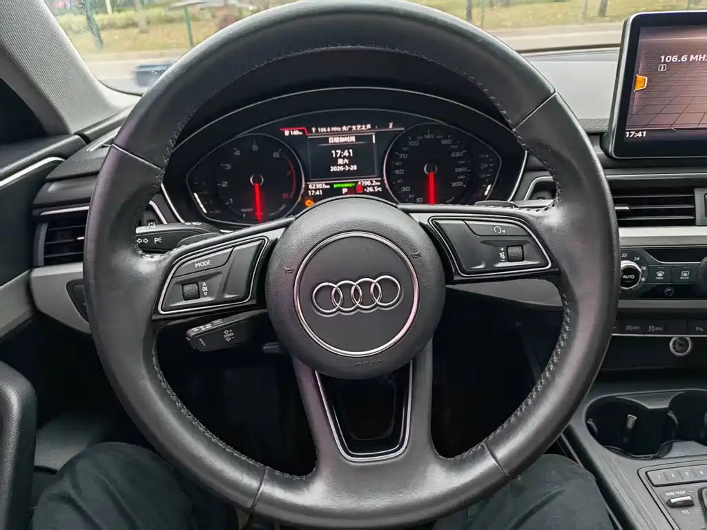 Audi A4L 2019 40 TFSI Enterprising National V купить на сайте DeffCars