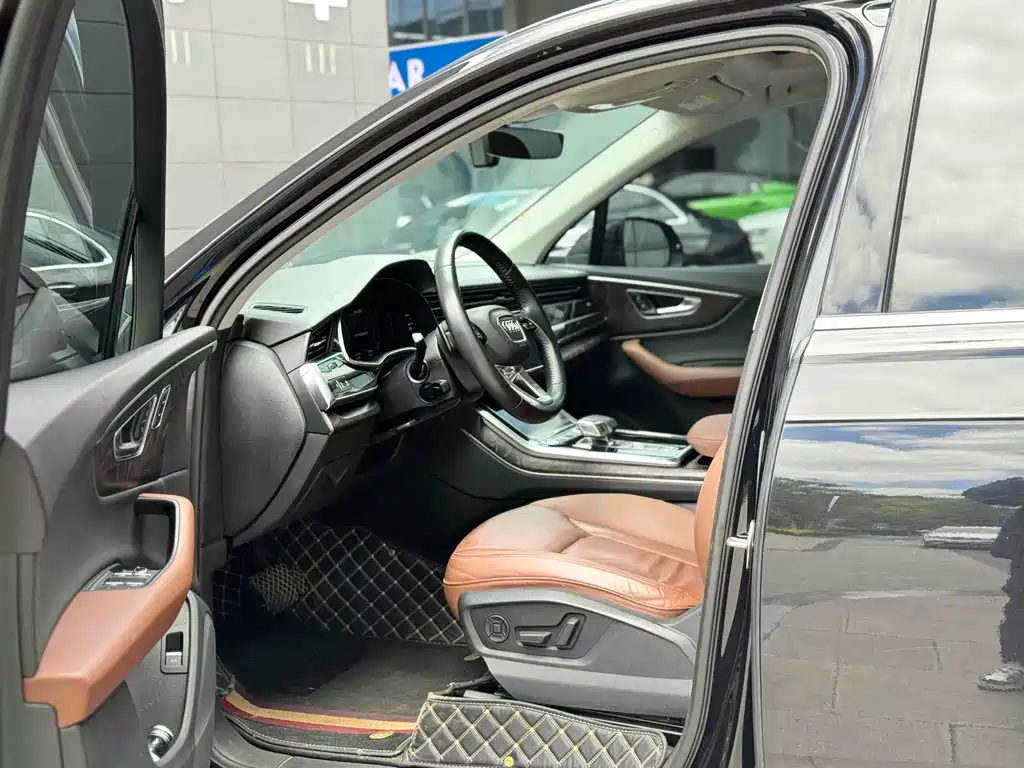 Audi Q7 2020 55 TFSI quattro S line sports купить на сайте DeffCars