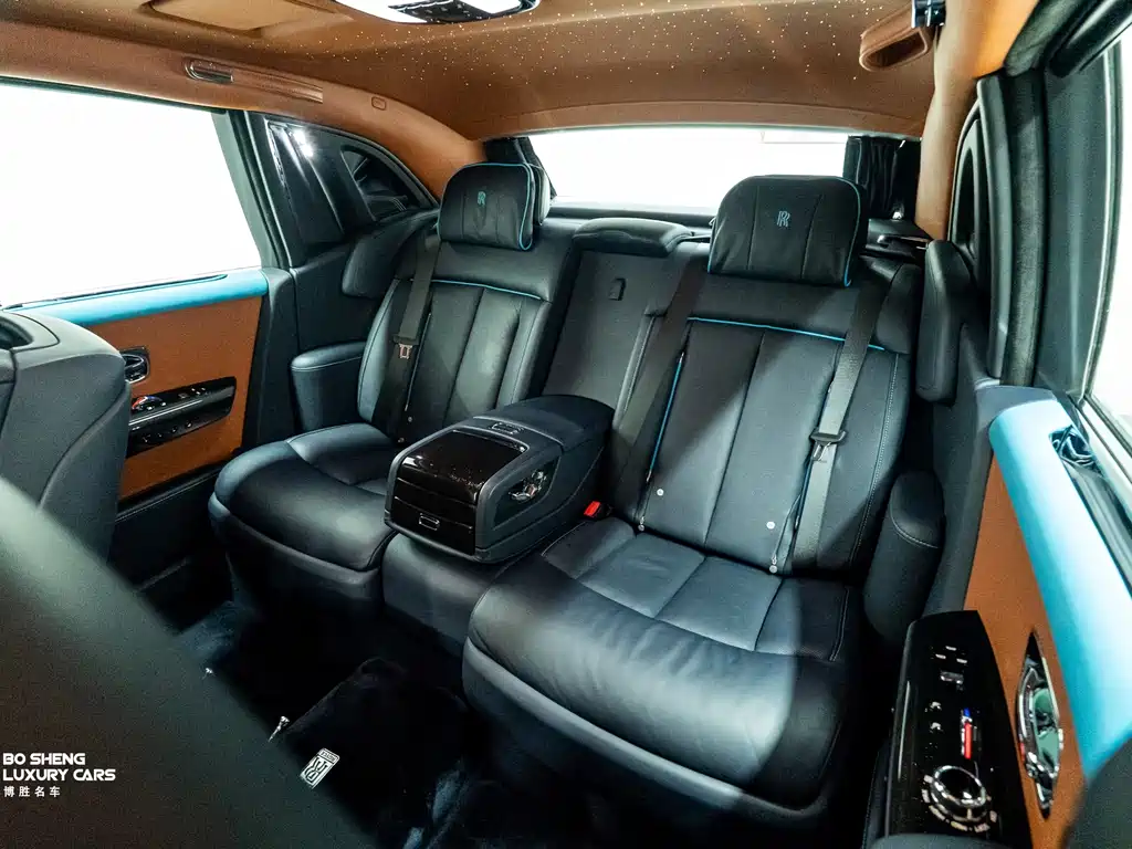 Phantom 2018 6.7T standard wheelbase version купить на сайте DeffCars