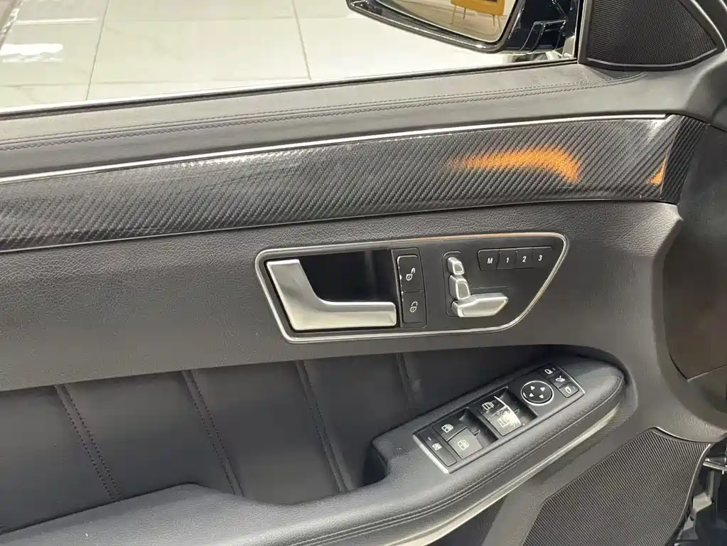 Mercedes-Benz E-Class 2015 E 320 L 4MATIC купить на сайте DeffCars