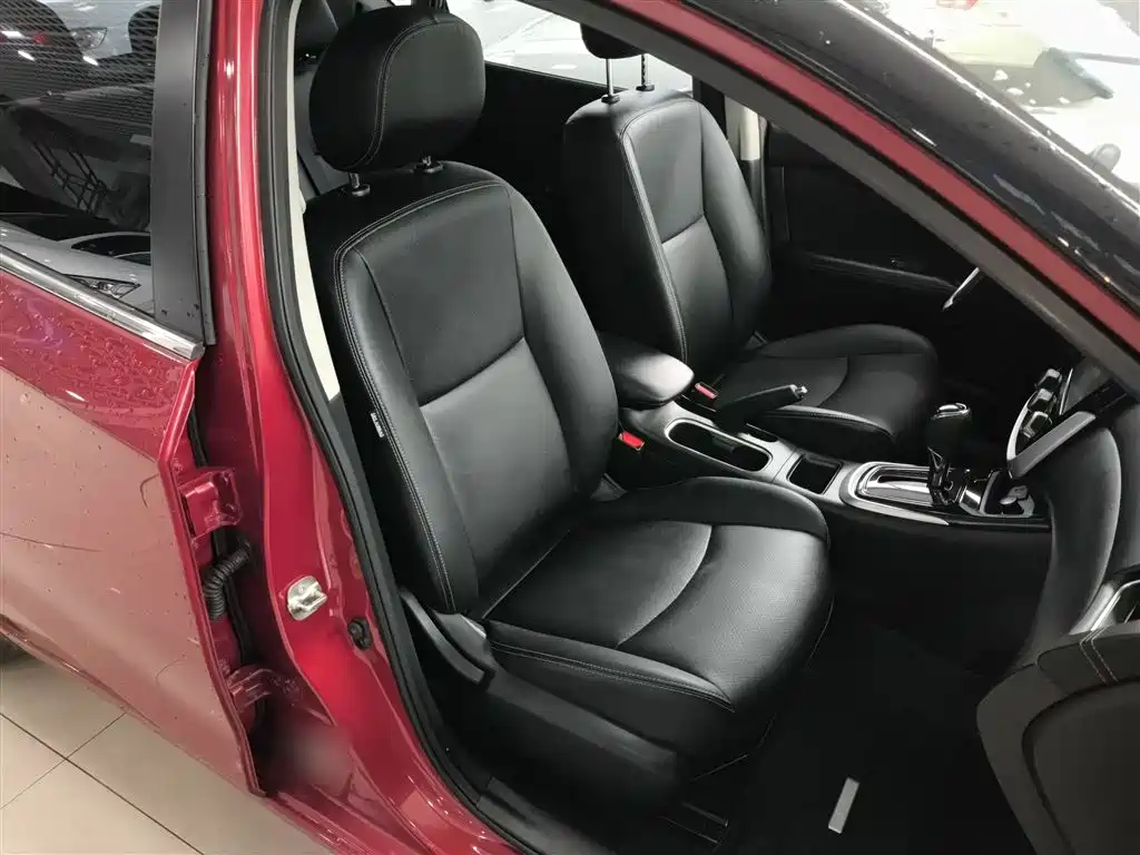 Tiida 2021 1.6L CVT Smart Travel Edition купить на сайте DeffCars