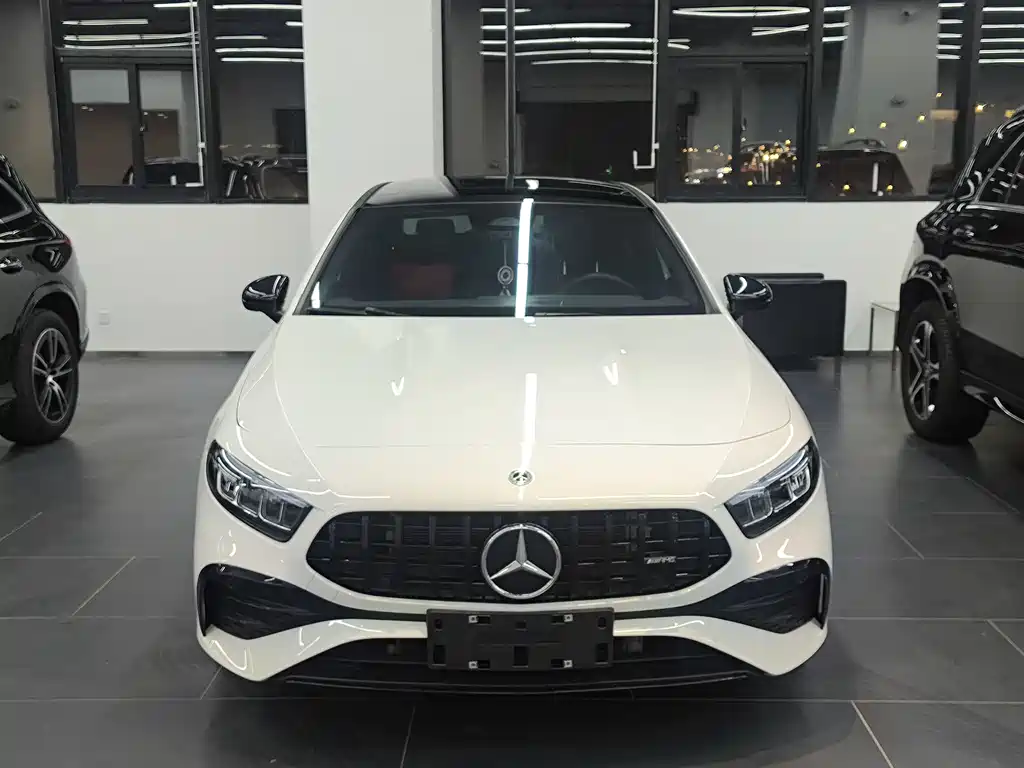 Mercedes-Benz A-Class 2024 A 200 L Fashion купить на сайте DeffCars