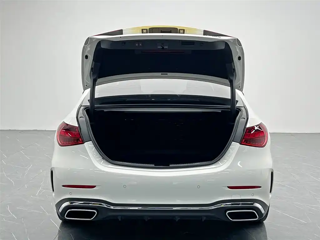 Mercedes-Benz C-Class 2023 facelift C 260 L sports version купить на сайте DeffCars