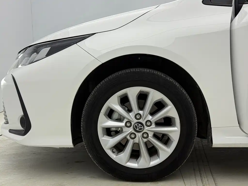 Corolla 2021 1.2T S-CVT Elite PLUS Edition купить на сайте DeffCars