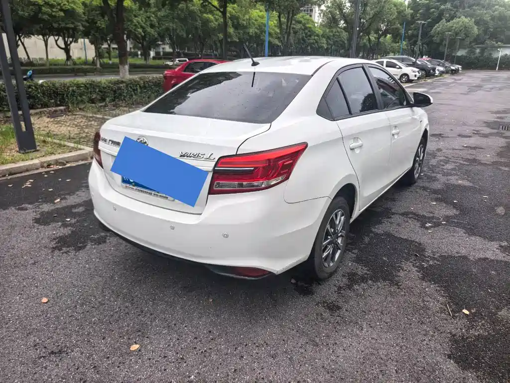 YARiS L 2021 1.5L CVT leading version купить на сайте DeffCars