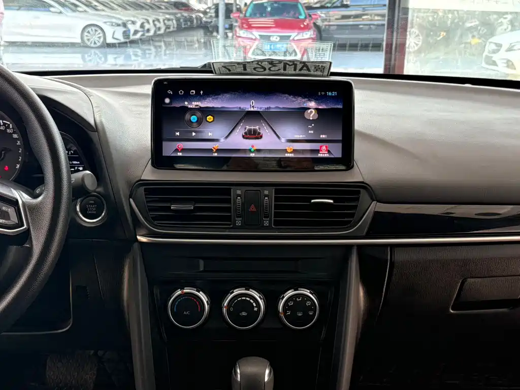 Mazda CX-4 2021 2.0L automatic two-wheel drive Blue Sky Vitality Edition купить на сайте DeffCars