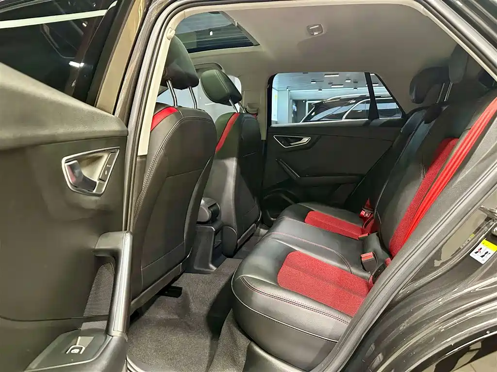 Audi Q2L 2021 35 TFSI fashionable and dynamic купить на сайте DeffCars