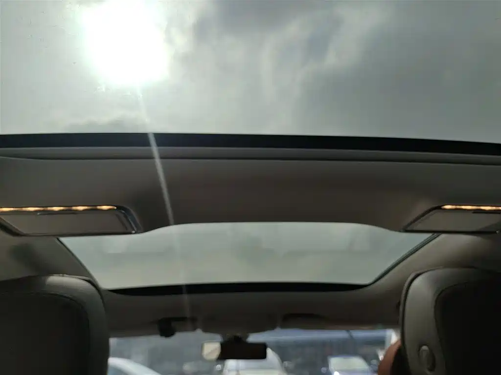 Mercedes-Benz E-Class 2023 E 300 L Luxury Model купить на сайте DeffCars