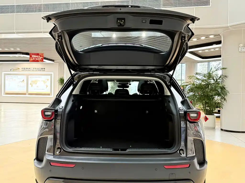 Mazda CX-50 2023 2.0L Leading Edition купить на сайте DeffCars