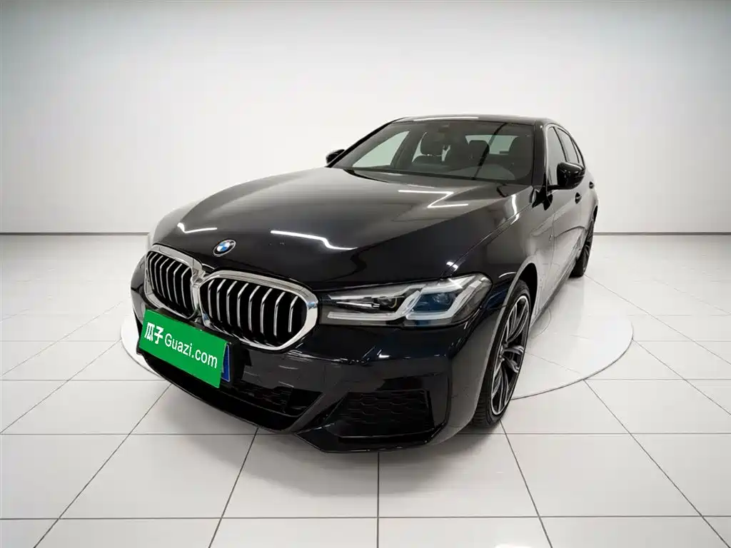 BMW 5 Series 2022 facelift 2 530Li leading M sports package купить на сайте DeffCars