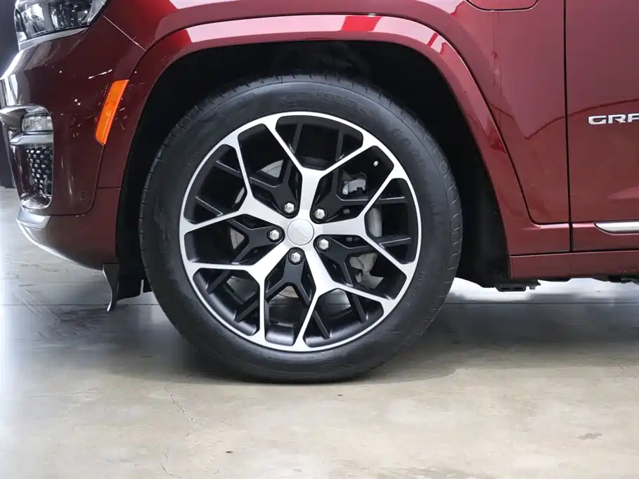 Grand Cherokee 4xe imported 2023 4xe peak version купить на сайте DeffCars
