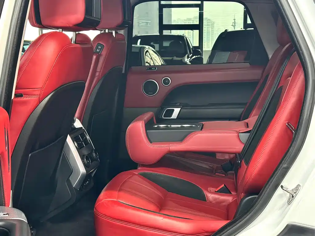 Range Rover Sport 2020 3.0 L6 HSE DYNAMIC купить на сайте DeffCars