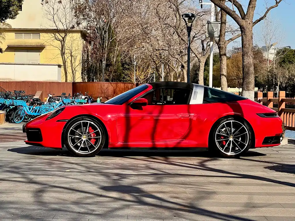 Porsche 911 2020 Targa 4 3.0T купить на сайте DeffCars