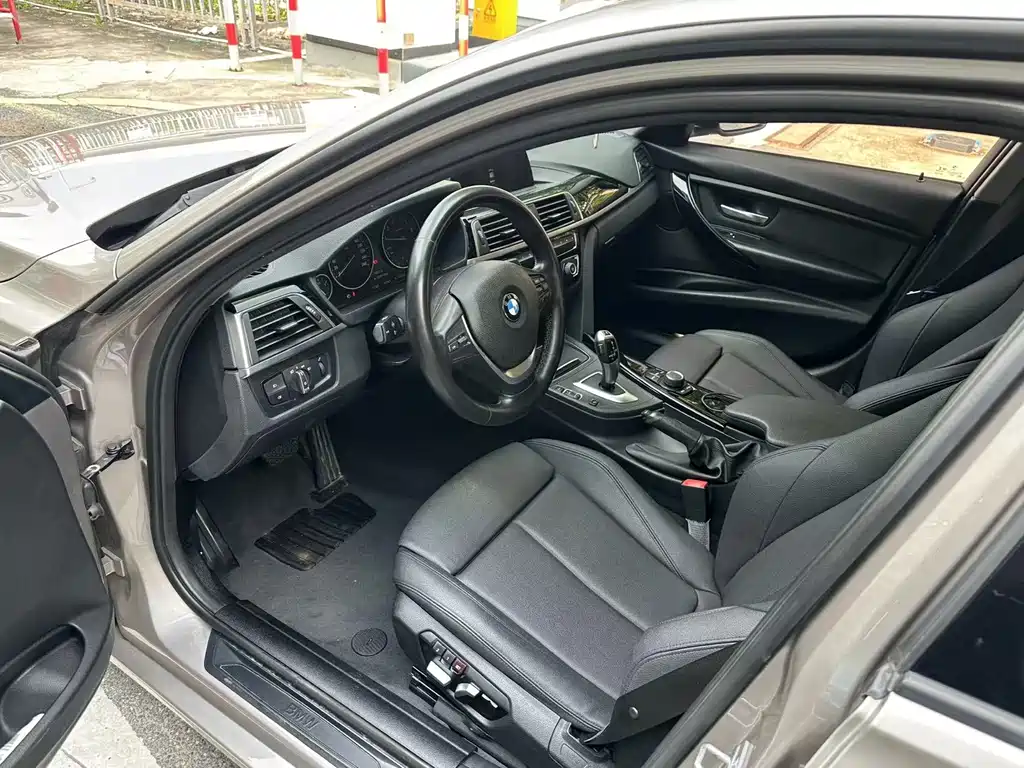 BMW 3 Series 2017 318i Fashion купить на сайте DeffCars