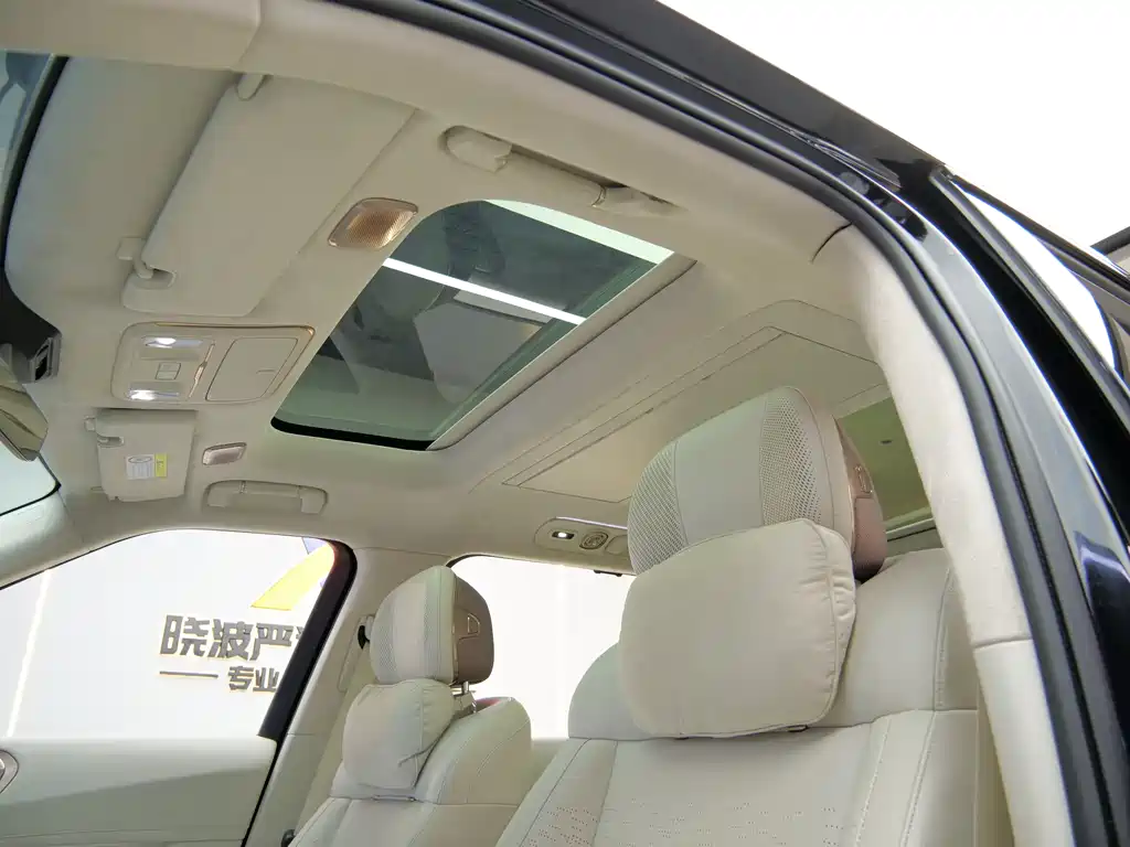 Lynk & Co 900 2025 1.5T Ultra купить на сайте DeffCars