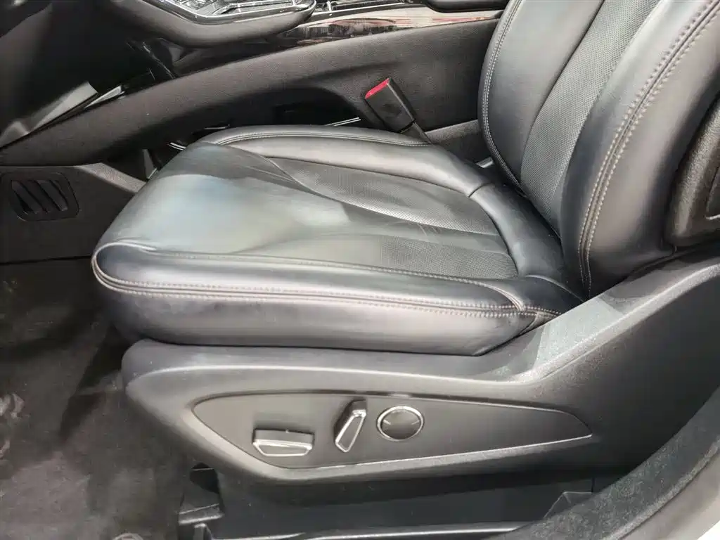 Voyager 2021 2.0T four-wheel drive exclusive edition купить на сайте DeffCars