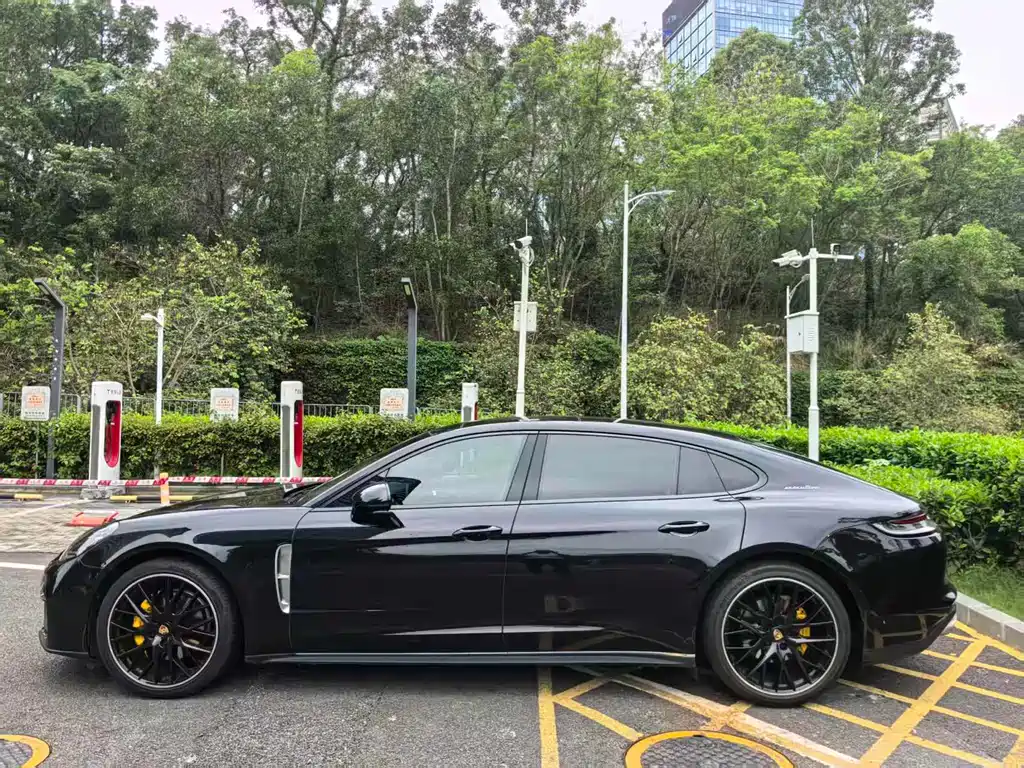 Panamera 2024 Panamera Executive Extended Edition 2.9T купить на сайте DeffCars