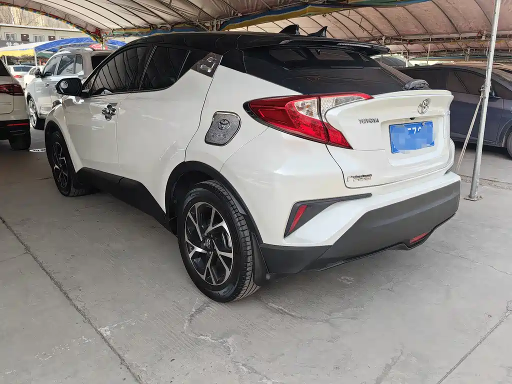 Toyota C-HR 2021 2.0L Luxury Edition купить на сайте DeffCars