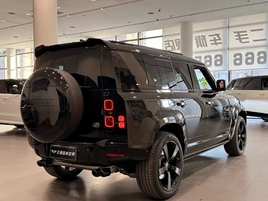 Land Rover Defender 2025 110 3.0T P400 X-Dynamic SE купить на сайте DeffCars