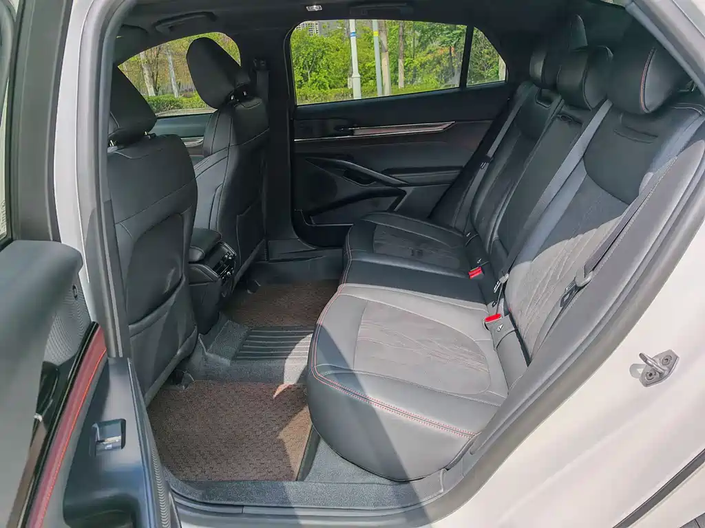 Mondeo 2023 EcoBoost 245 Extreme купить на сайте DeffCars