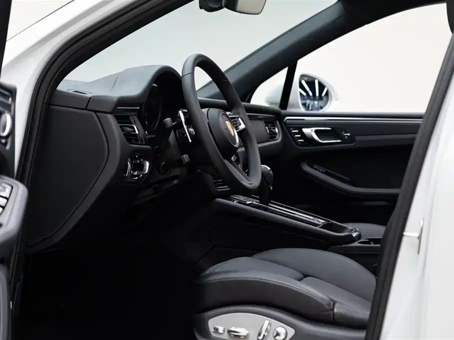 Macan 2022 Macan 2.0T купить на сайте DeffCars