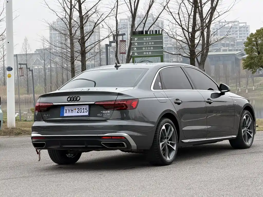 Audi A4L 2020 40 TFSI Fashionable and Dynamic купить на сайте DeffCars