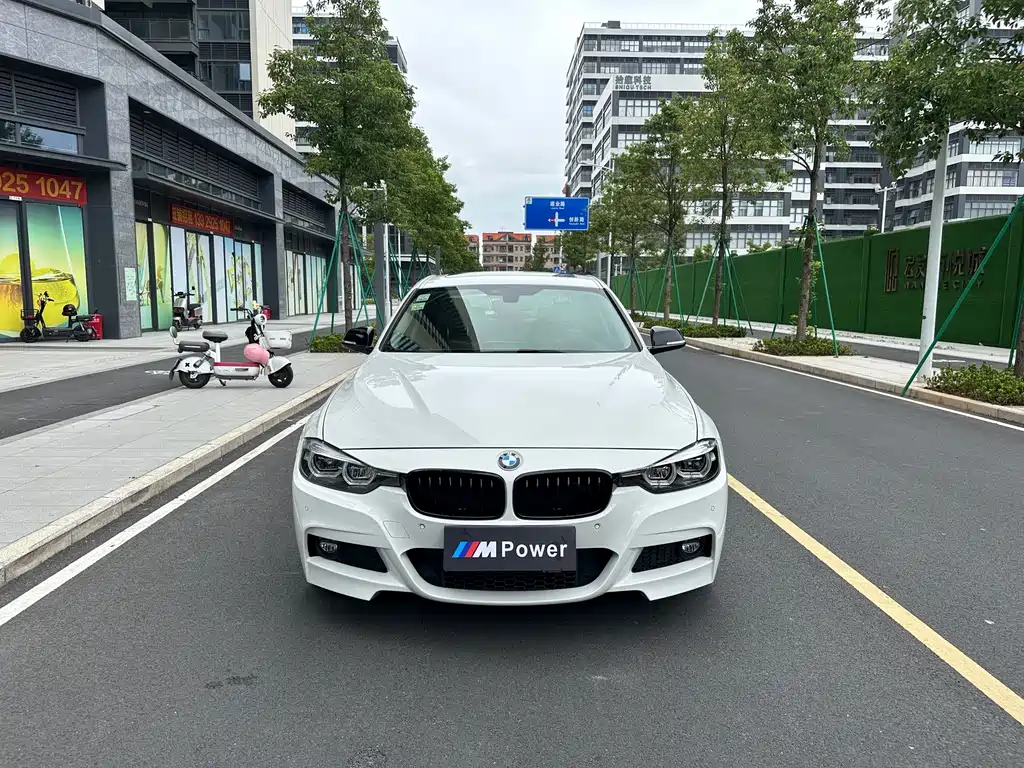 BMW 3 Series 2018 330Li M Sports Night Edition купить на сайте DeffCars