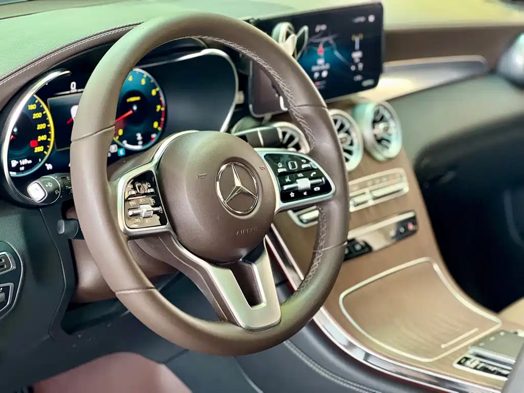 Mercedes-Benz GLC 2020 GLC 300 L 4MATIC Dynamic купить на сайте DeffCars