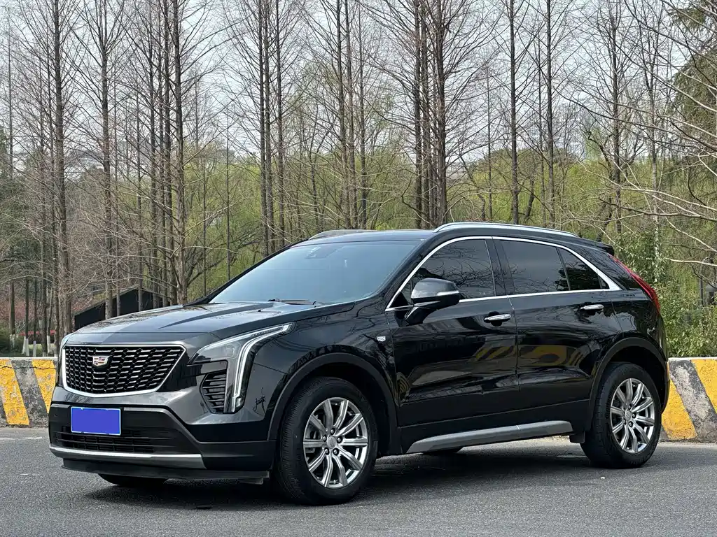 Cadillac XT4 2022 28T two-wheel drive premium model купить на сайте DeffCars