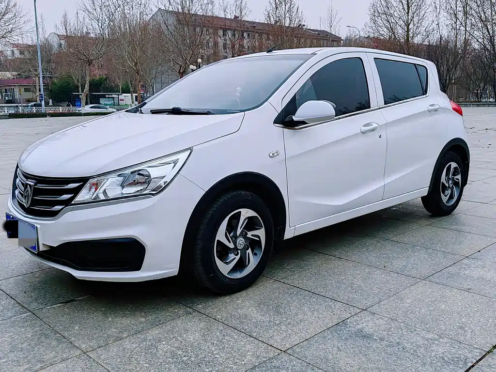 Baojun 310 2016 1.2L manual comfort model купить на сайте DeffCars