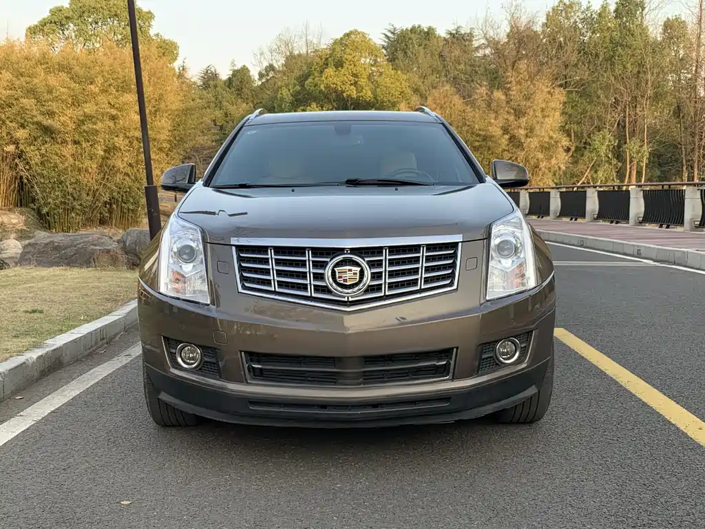 Cadillac SRX 2015 3.0L Elite купить на сайте DeffCars