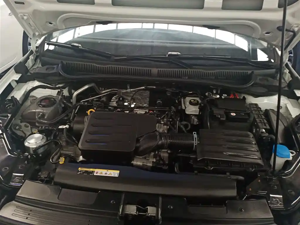 Lavida 2025 Xinrui 1.5L Outstanding Xinyi Edition купить на сайте DeffCars