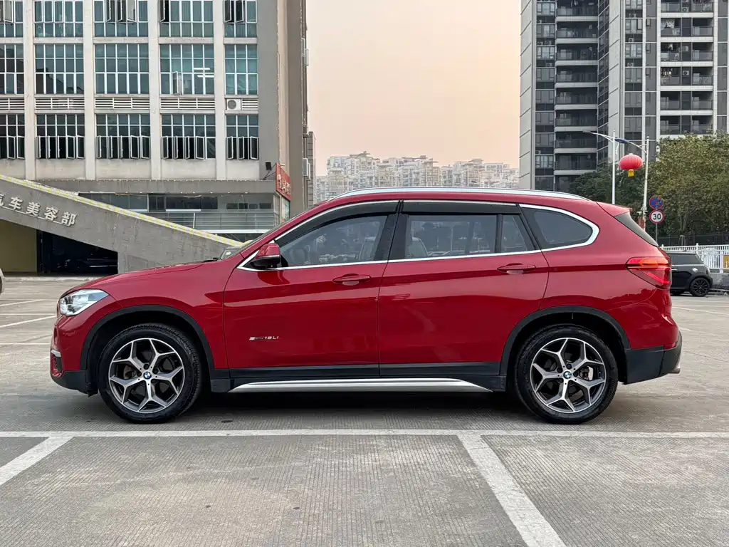 BMW X1 2018 sDrive18Li Exclusive Model купить на сайте DeffCars
