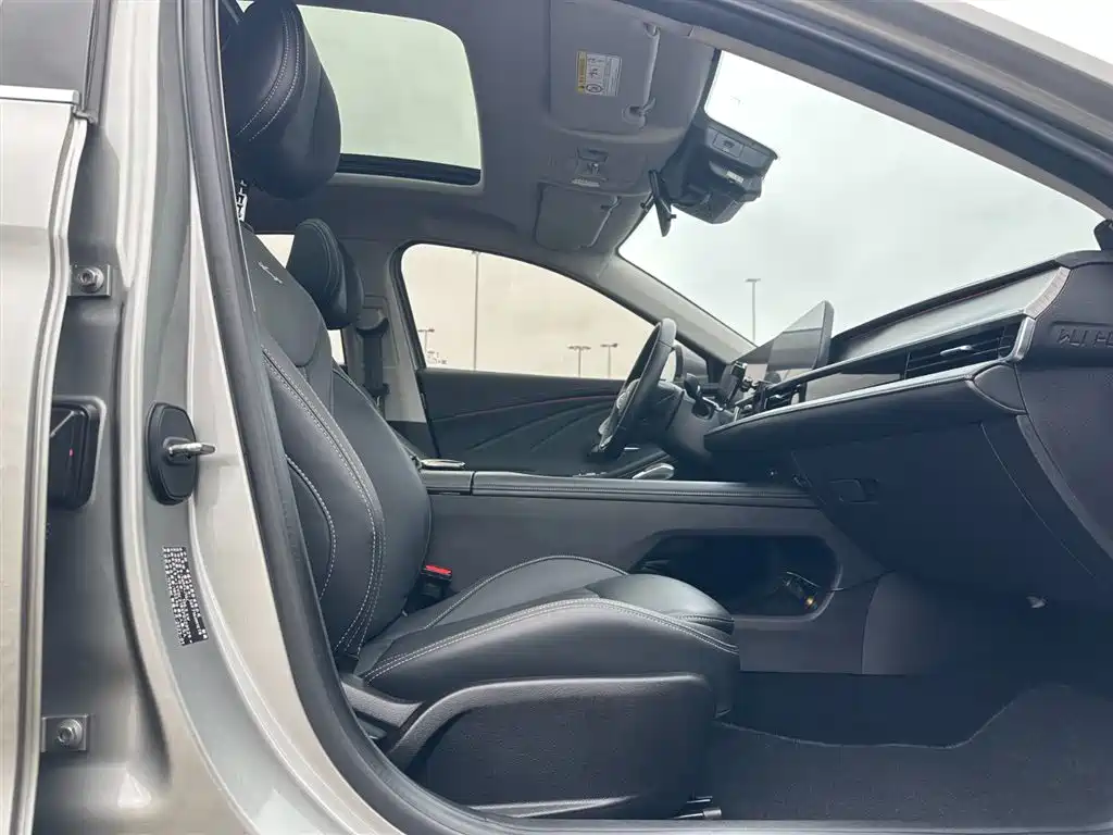Arrizo 8 2022 model 1.6T DCT Yi купить на сайте DeffCars