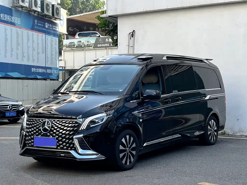 Vito 2023 2.0T Business Edition 7 seats купить на сайте DeffCars