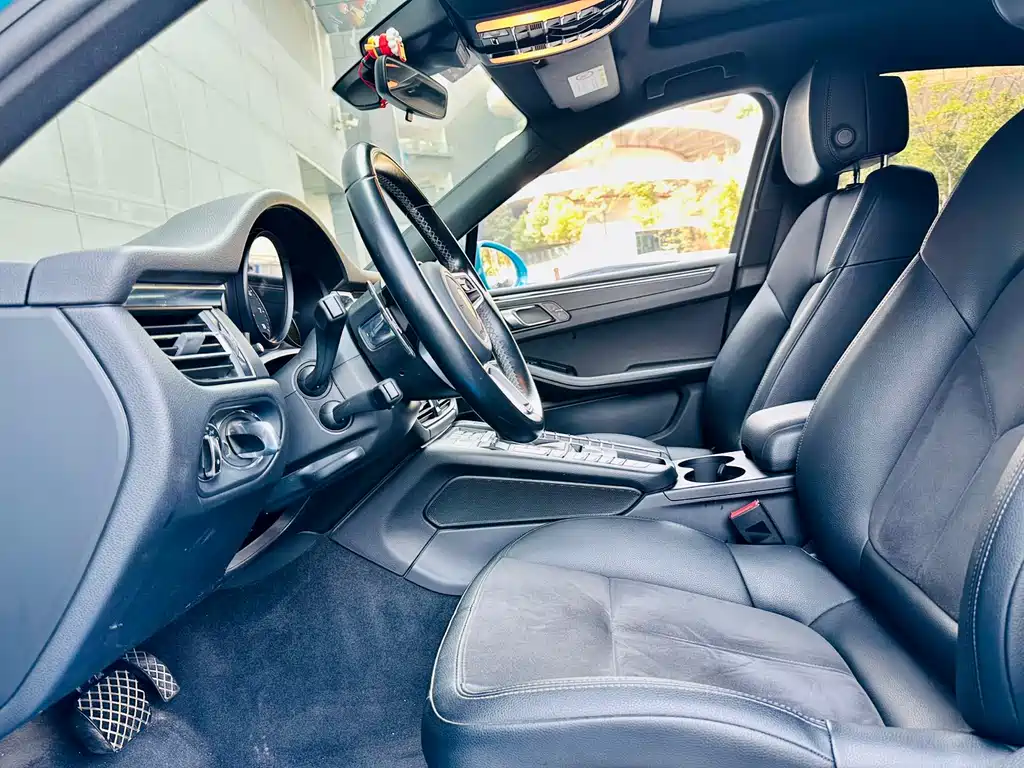 Macan 2018 Macan 2.0T купить на сайте DeffCars