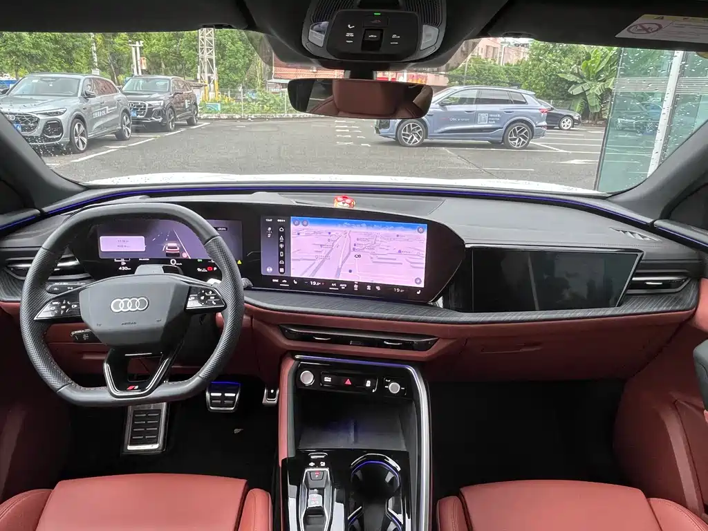 Audi Q5L 2026 2.0T Exclusive Edition for Ten Million Users купить на сайте DeffCars