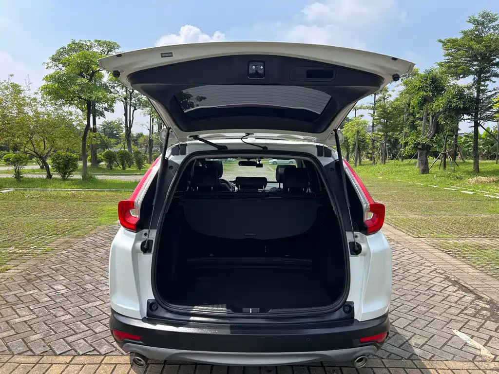 Honda CR-V 2019 Dazzling Edition plus 240TURBO CVT 2WD Fashion China VI купить на сайте DeffCars